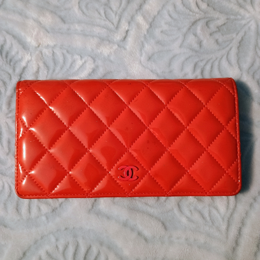 Chanel Red Quilted Wallet